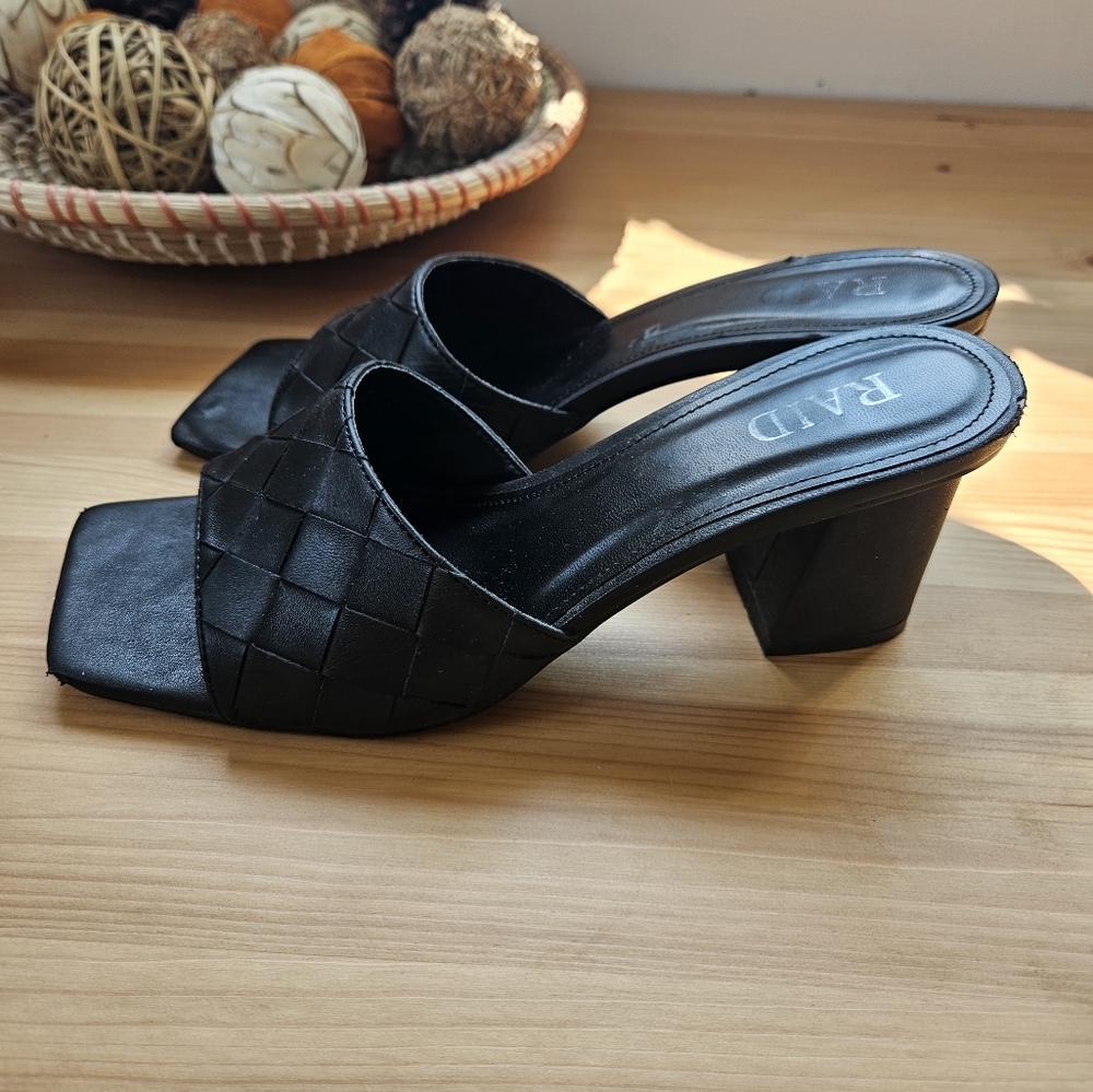 Raid Square Toe Heels in Size 39 - Picture 3 of 8